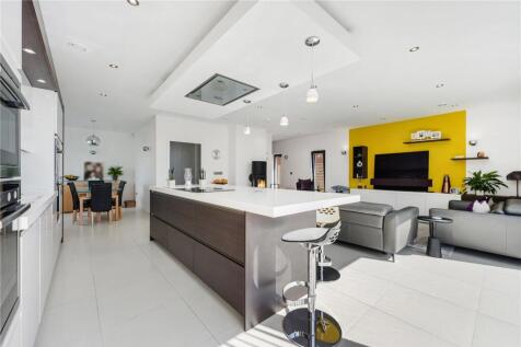 Kitchen/Family A