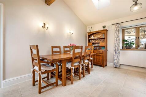 Dining/Kitchen