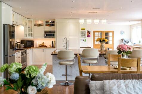 Kitchen (B)