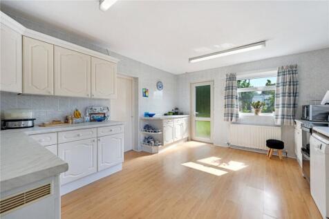 Kitchen (B)