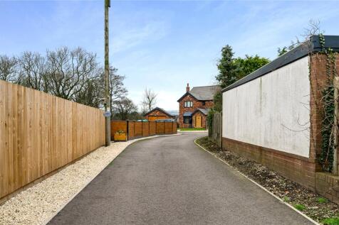 Private Driveway