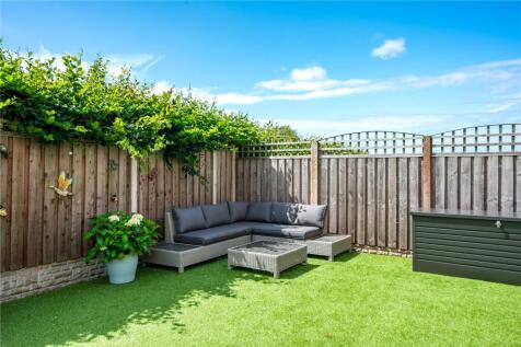 Side Seating Area
