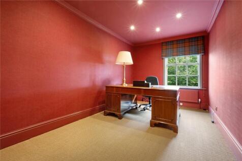Bedroom 4 / Study