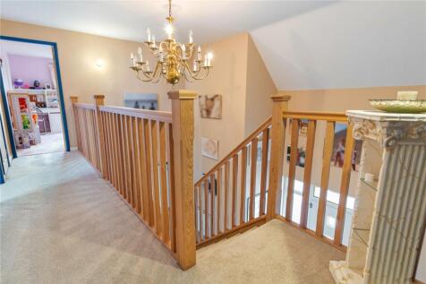Mezzanine Landing