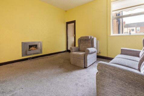 Sitting/Dining Room