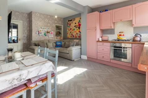Kitchen/Living