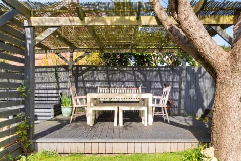 Outdoor Dining Area