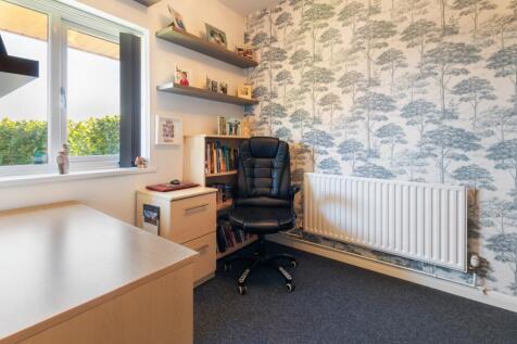 Office/Bedroom 4