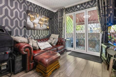 Snug/Bedroom 2