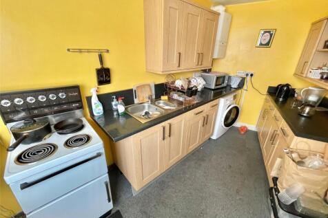 Flat 3 Kitchen