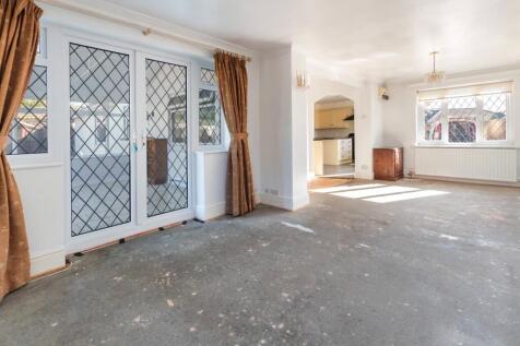 Family/Dining Room