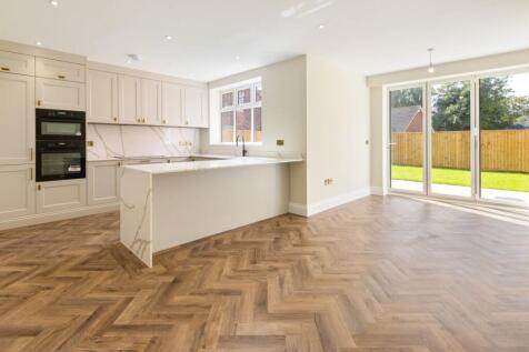 Bespoke Kitchendiner