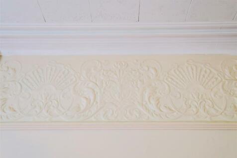Victorian Feature