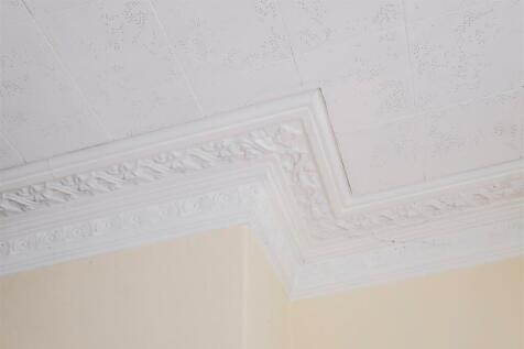 Victorian Feature