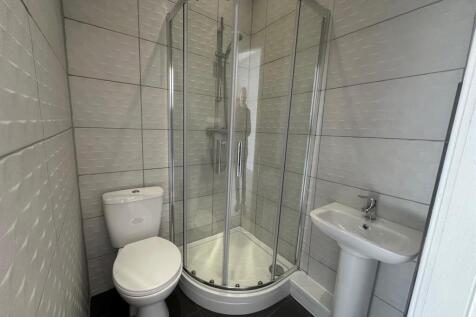Shower room.jpg