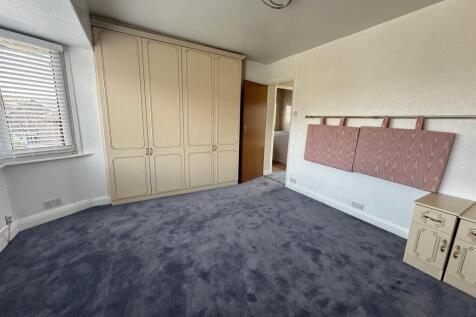 Bedroom.jpg