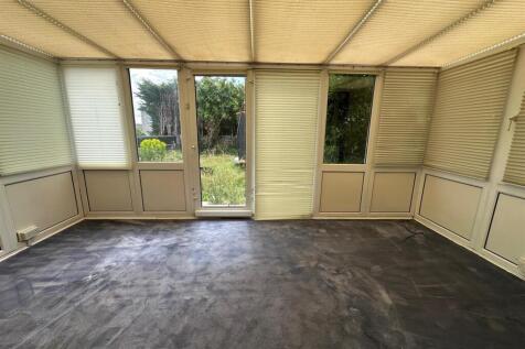 Conservatory pic.jpg