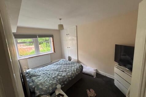 Main bedroom.jpg