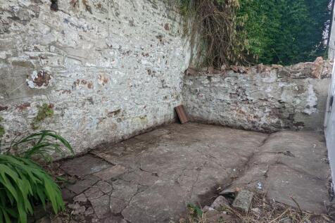 Back courtyard