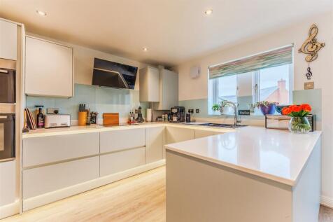 6R1A2764-HDR.jpg