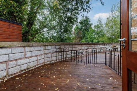RiversideApt3-04A.jpg