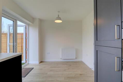 Kitchen dining room