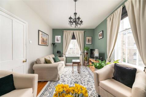 Bedroom/Living Room