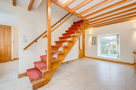 Feature Staircase