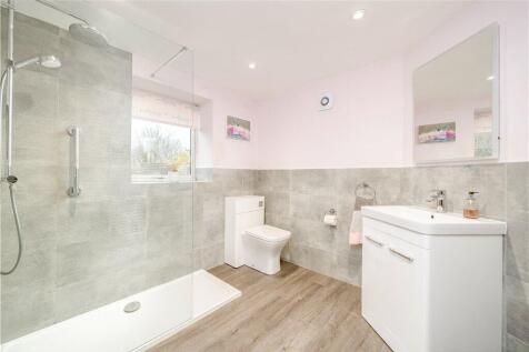 Main Shower Room