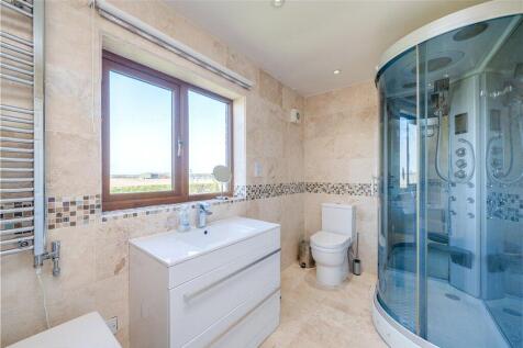 Master En-Suite