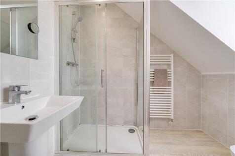 Master En-Suite