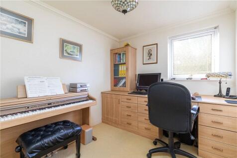 Bedroom/Study