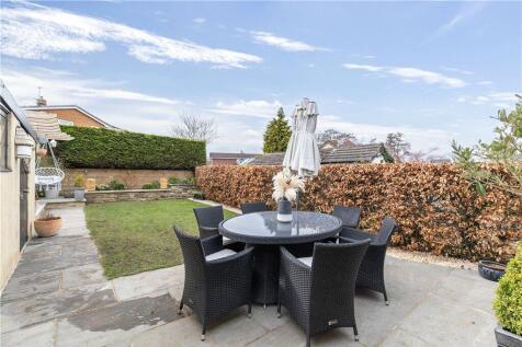 Lawned Garden