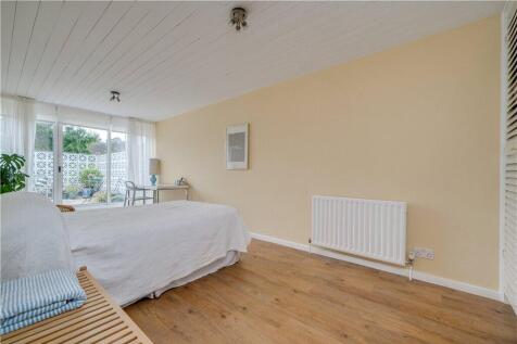 Bedroom 4 W Terrace