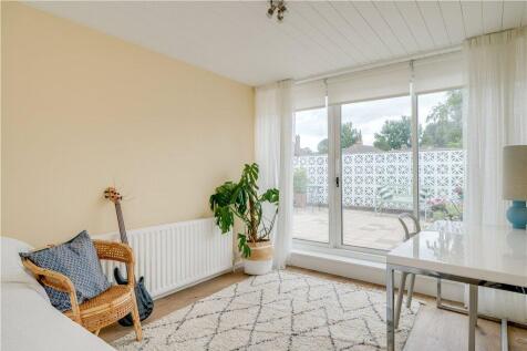 Bedroom 4 W Terrace