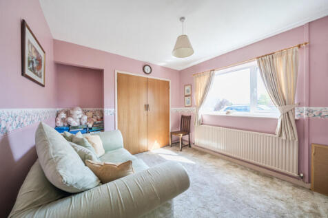 Bedroom 3/Study