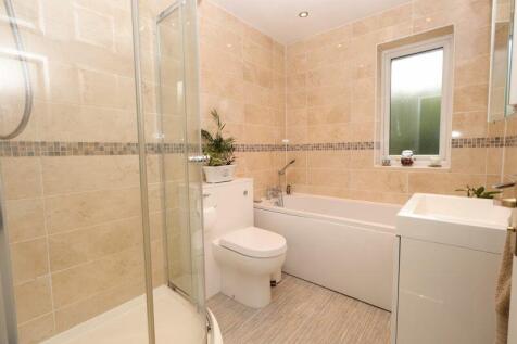 First Floor Family Bathroom