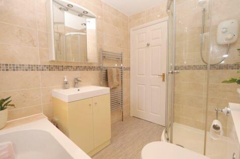 First Floor Family Bathroom