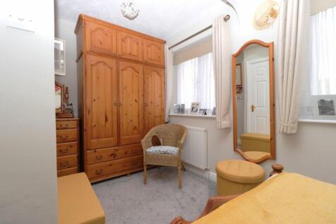 Bedroom 2/3