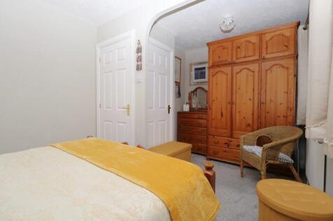 Bedroom 2/3
