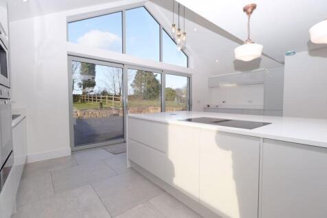 Dining Kitchen Area 
