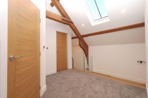 Mezzanine / Landing