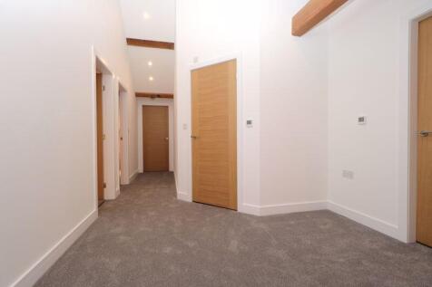 Mezzanine / Landing