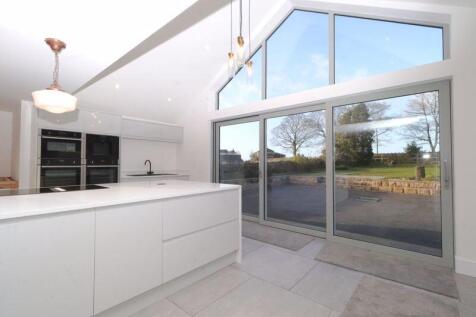 Dining Kitchen Area 