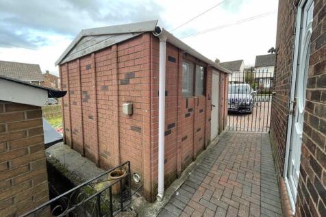Side Elevation &amp; Garage