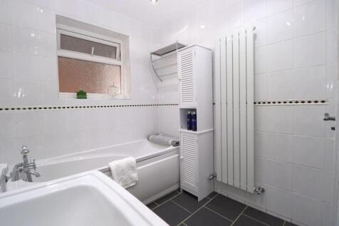 Family Bathroom/Wetroom