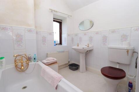 First Floor Bathroom