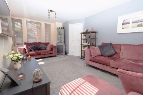 Lounge (Ground Floor)