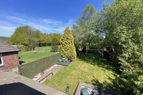Rear Garden &amp; Views 