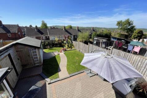 Rear Garden Views 